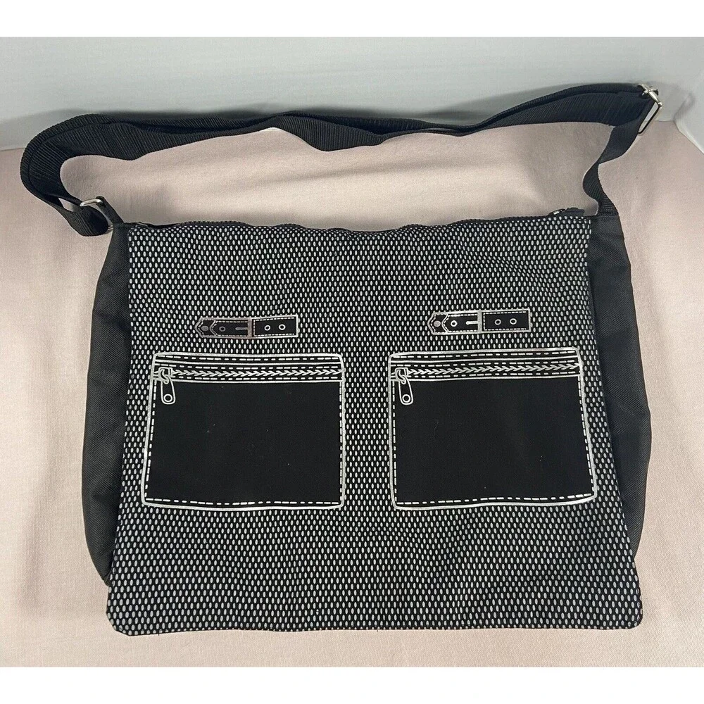 Thirty One- Black Computer Bag. Reversible Front